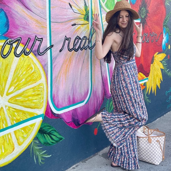 Pants - Boho Chic Show 🎬 2 Every Saturday 2:00 PST YaY Some of Mine & Some Of yours✌️💕